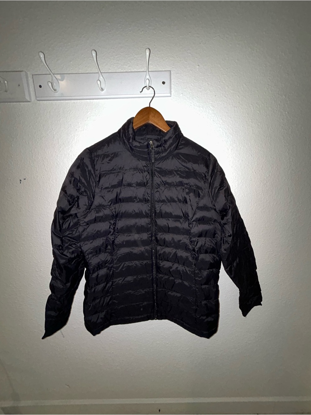 Amazon Essentials Black Lightweight Puffer Jacket - Men